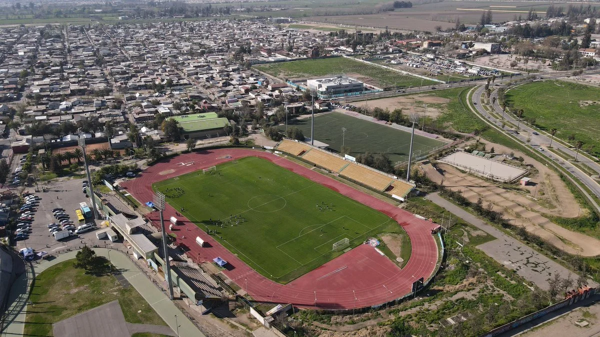 Conservación Estadio Municipal La Pintana para Rugby 7